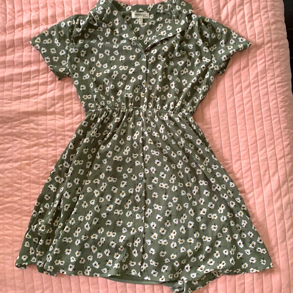 Monteau Los Angeles Flower Dress